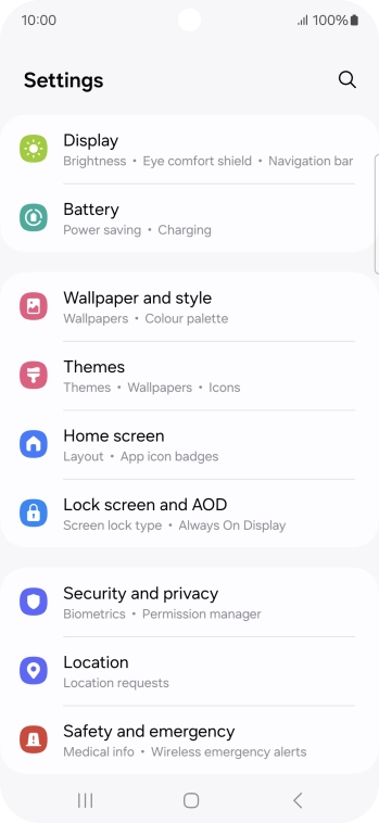Press Lock screen and AOD.