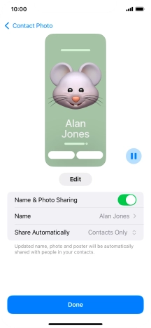 Press the indicator next to 'Name & Photo Sharing' to turn the function on or off.