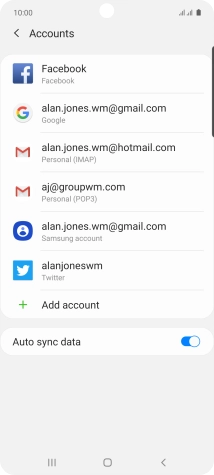 Press the indicator next to 'Auto sync data' to turn the function on or off.