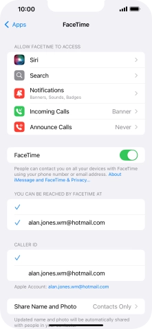 Press the indicator next to 'FaceTime' to turn the function on or off.