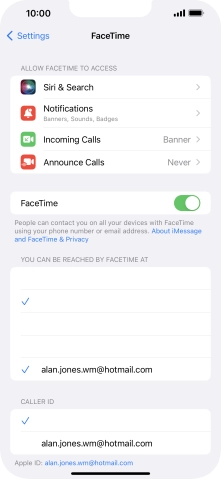 Press the indicator next to 'FaceTime' to turn the function on or off.