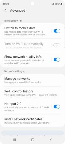 Press the indicator next to 'Switch to mobile data' to turn the function on or off.