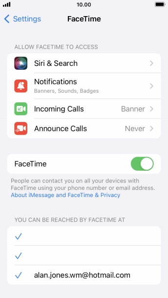 Press the indicator next to 'FaceTime' to turn the function on or off. Press the indicator next to 'FaceTime' to turn the function on or off.