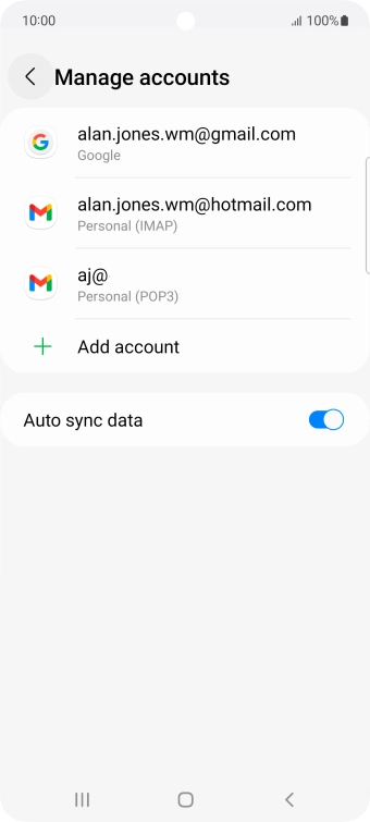 Press the indicator next to 'Auto sync data' to turn the function on or off.