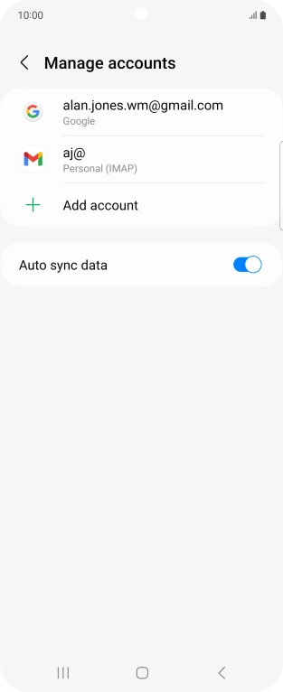 Press the indicator next to 'Auto sync data' to turn the function on or off.