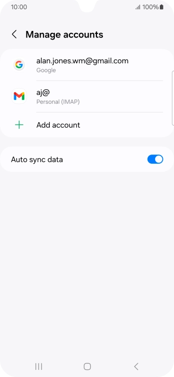 Press the indicator next to 'Auto sync data' to turn the function on or off.