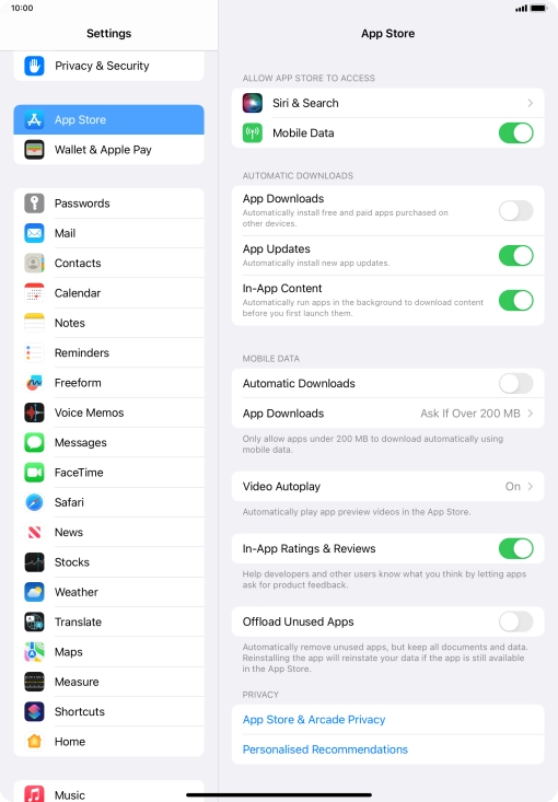 Press the indicator next to 'Offload Unused Apps' to turn the function on or off.