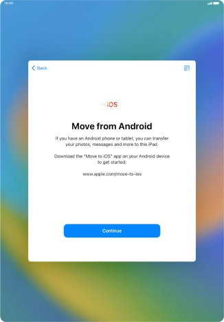 To transfer content to your tablet, you need to install the app 'Move to iOS' on the Android device. When the app is installed, press Continue.