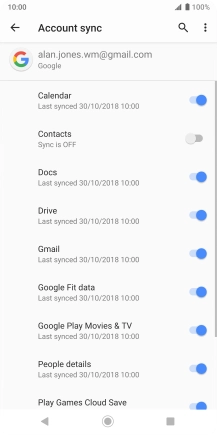 Press the indicator next to 'Contacts' to copy contacts.