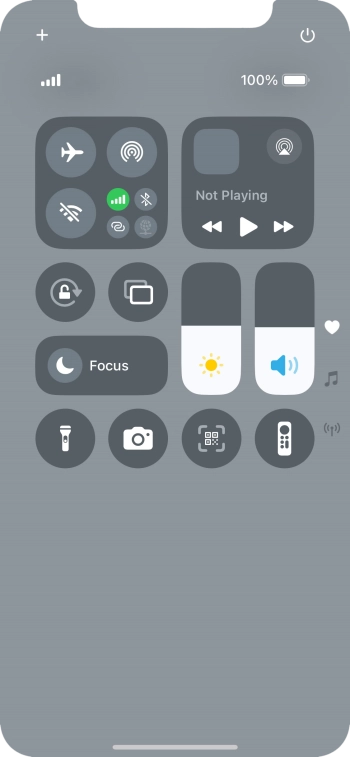 Press the airplane mode icon to turn the function on or off.