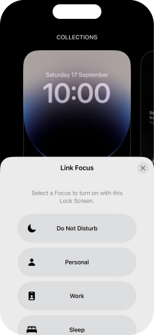 Press the required focus mode.