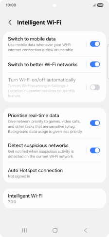 Press the indicator next to 'Switch to mobile data' to turn the function on or off.