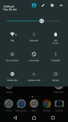 Press Mobile data to turn the function on or off.