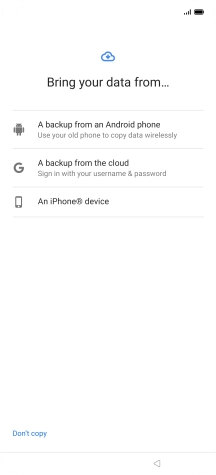 Press the required transfer method and follow the instructions on the screen to transfer the content from another phone.