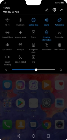 Press Mobile data to turn the function on or off.
