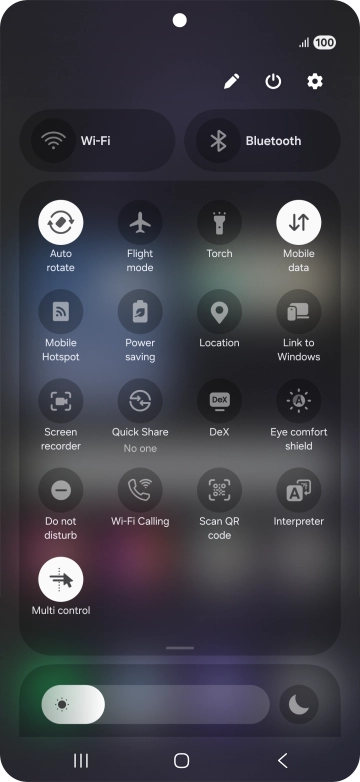 Press the WiFi Calling icon to turn the function on or off.