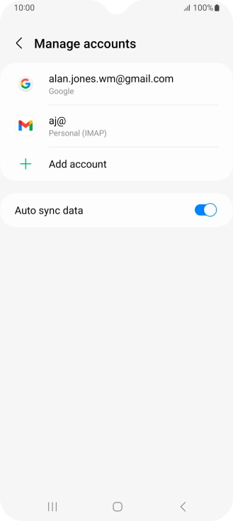 Press the indicator next to 'Auto sync data' to turn the function on or off.