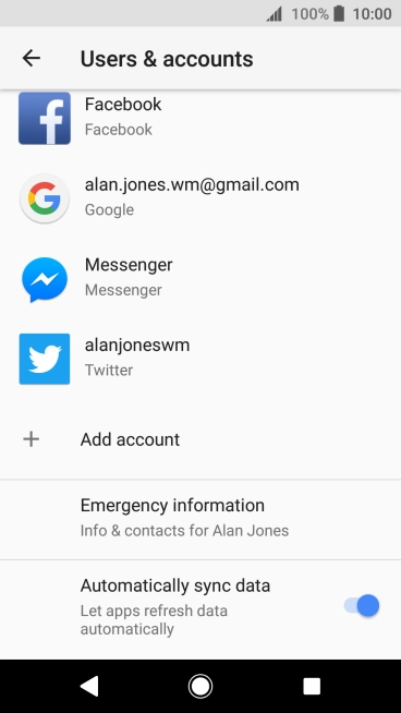 Press the indicator next to 'Automatically sync data' to turn the function on or off.