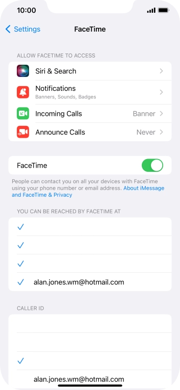 Press the indicator next to 'FaceTime' to turn the function on or off.