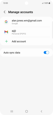 Press the indicator next to 'Auto sync data' to turn the function on or off.