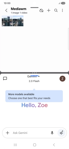 The applications are now shown in split screen view and you can use both applications at the same time.