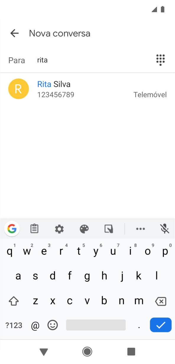 Prima o contacto pretendido.