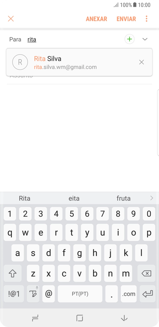 Prima o contacto pretendido.