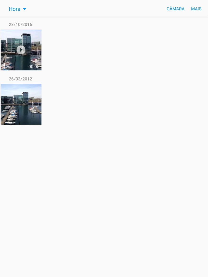 Prima a lista suspensa.