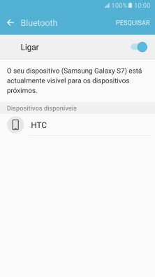 Prima o dispositivo Bluetooth pretendido e siga as indicações no ecrã para emparelhar o dispositivo pretendido com o telefone.