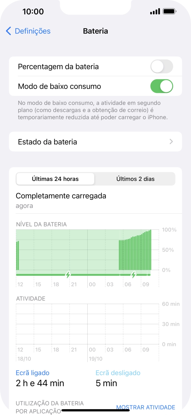 Para voltar ao ecrã inicial, deslize o dedo de baixo para cima a partir da base do ecrã.