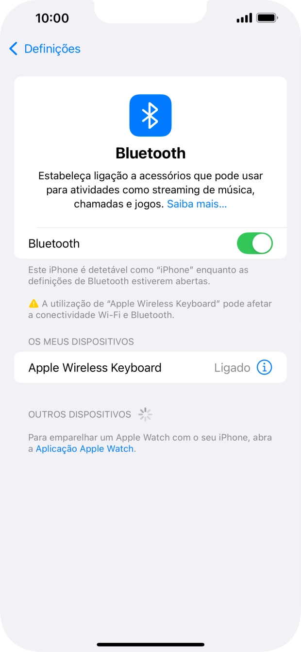 Para voltar ao ecrã inicial, deslize o dedo de baixo para cima a partir da base do ecrã.