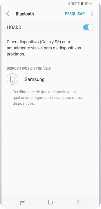 Prima o dispositivo Bluetooth pretendido e siga as indicações no ecrã para emparelhar o dispositivo pretendido com o telefone.