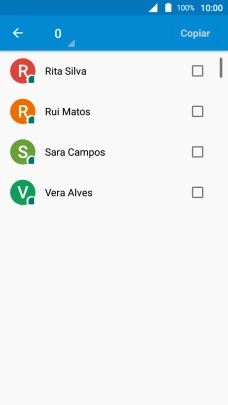 Prima a lista suspensa.