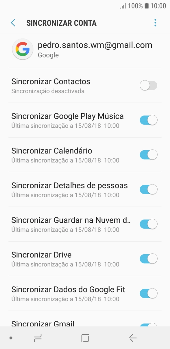 Prima o indicador junto a 