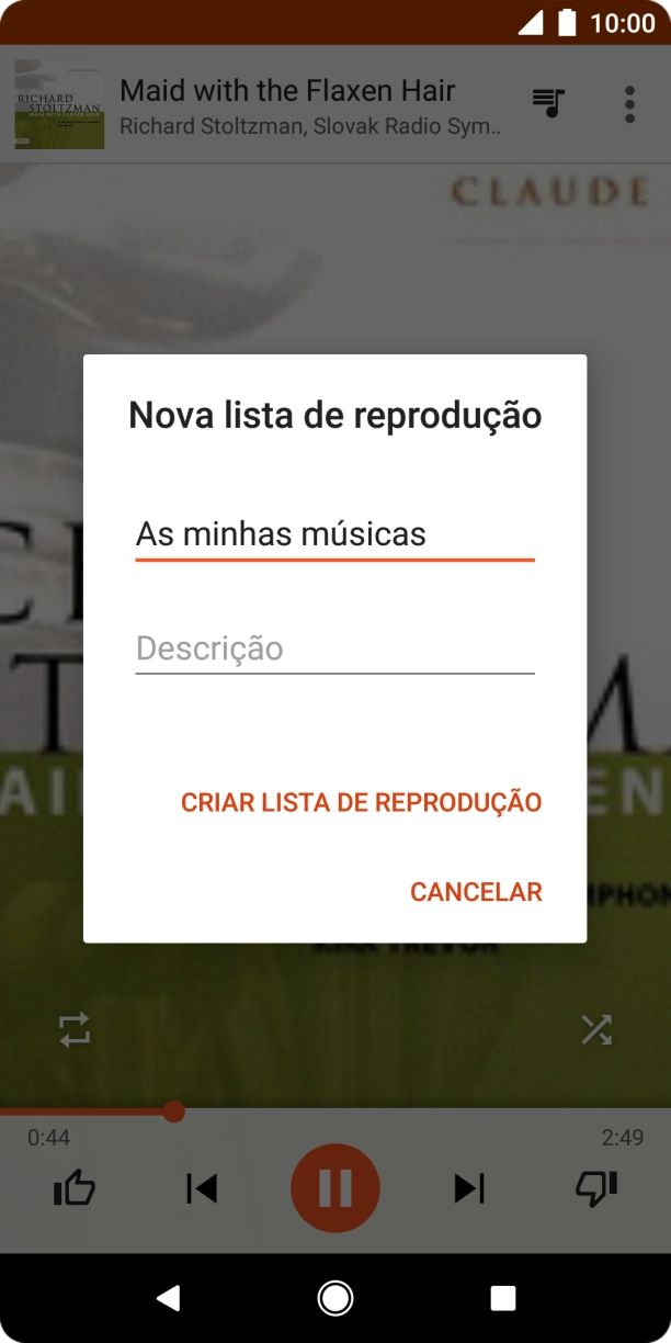 Introduza o nome pretendido para a lista de reprodução e prima CRIAR LISTA DE REPRODUÇÃO.