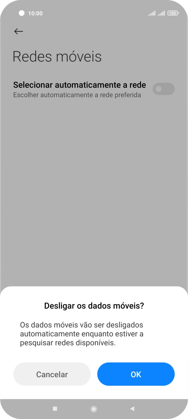 Prima OK e aguarde enquanto o telefone procura as redes.