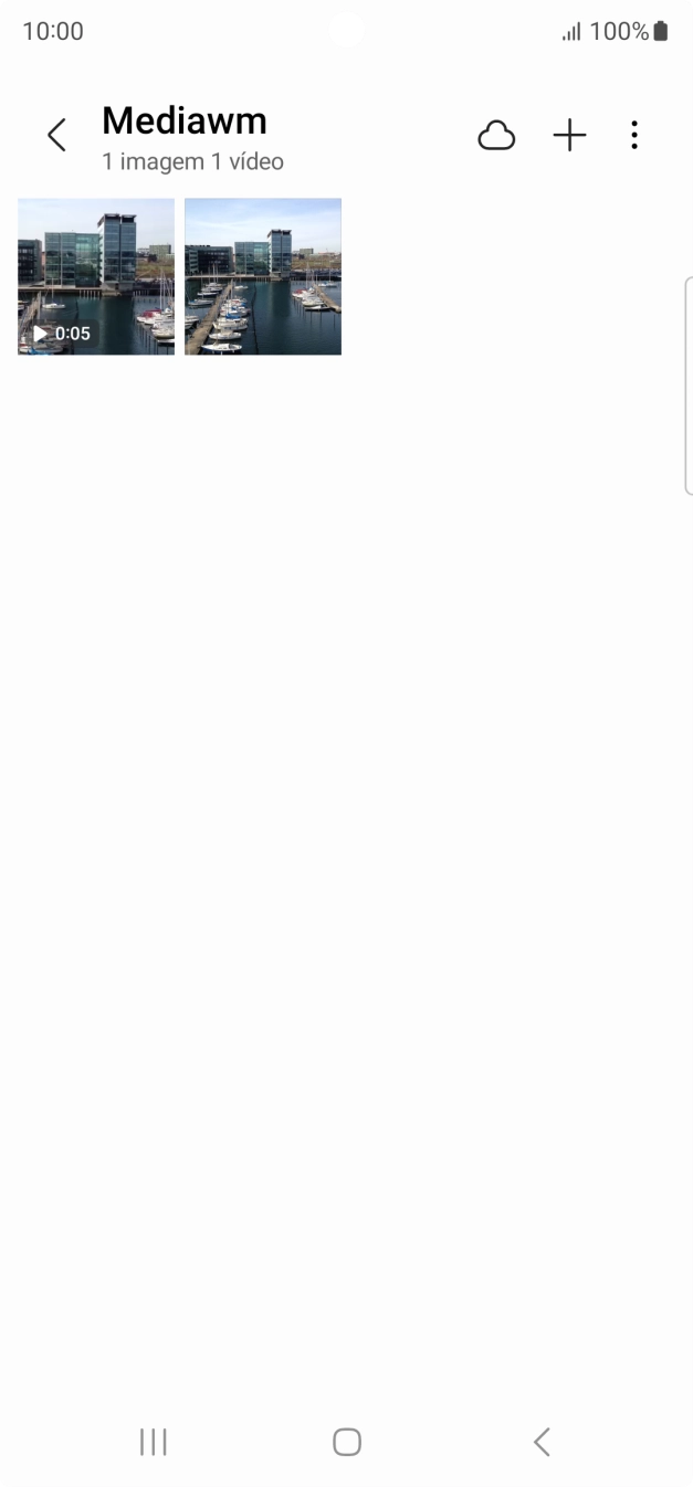 Prima durante um momento uma imagem ou um clipe de vídeo.