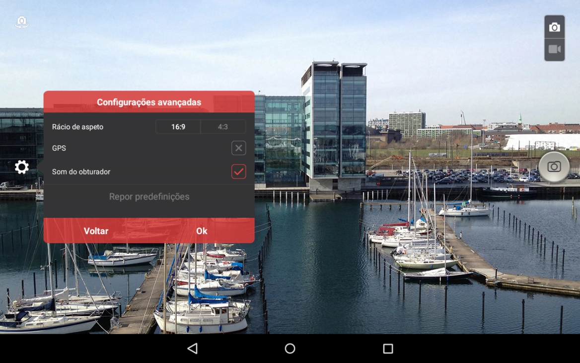 Prima o indicador junto a 