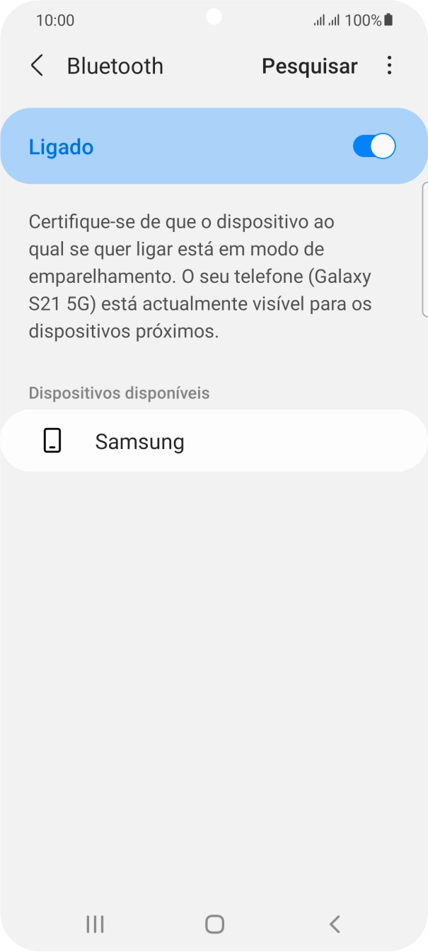 Prima o dispositivo Bluetooth pretendido e siga as indicações no ecrã para emparelhar o dispositivo pretendido com o telefone.