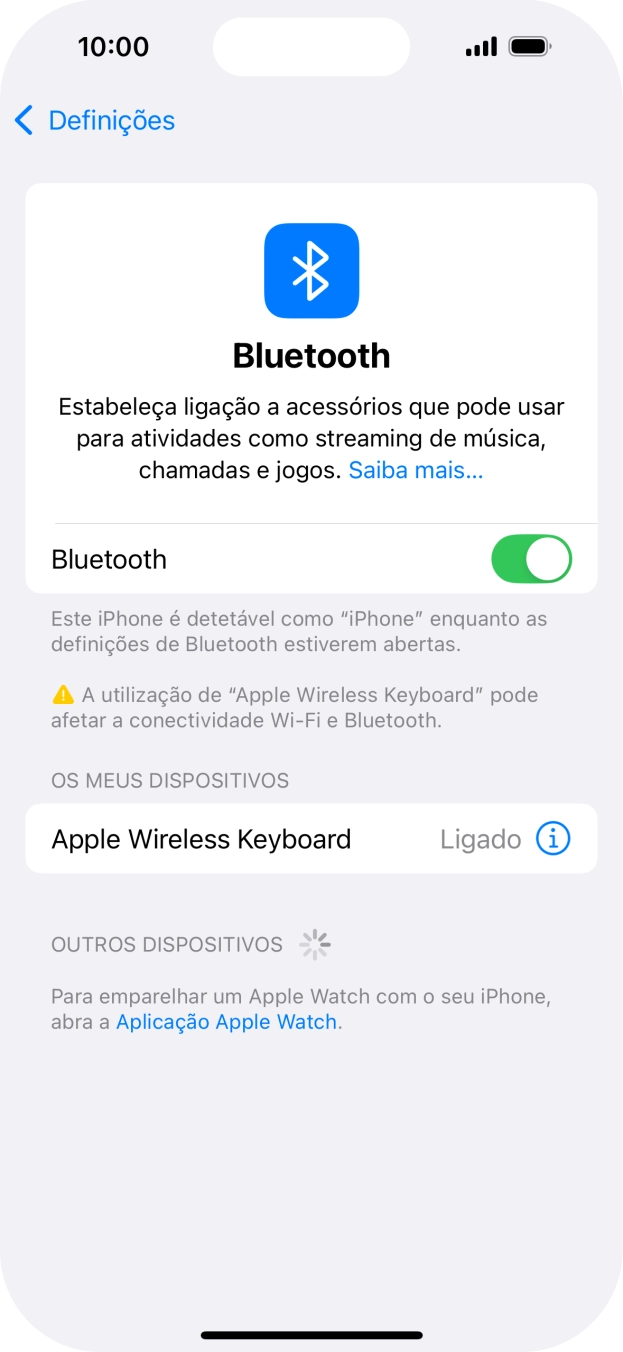 Para voltar ao ecrã inicial, deslize o dedo de baixo para cima a partir da base do ecrã.