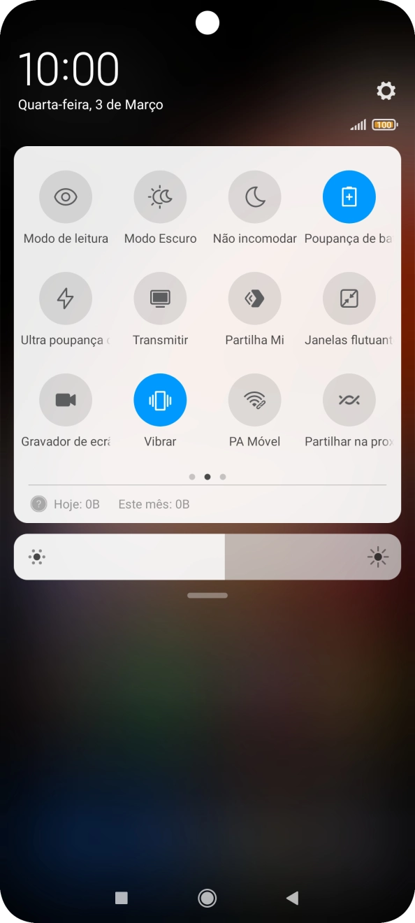 Prima a tecla de início para terminar e voltar ao ecrã inicial.