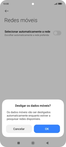 Prima OK e aguarde enquanto o telefone procura as redes.