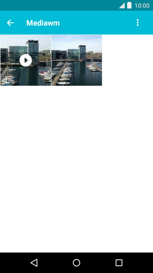 Prima durante um momento a imagem ou o clipe de vídeo pretendido.