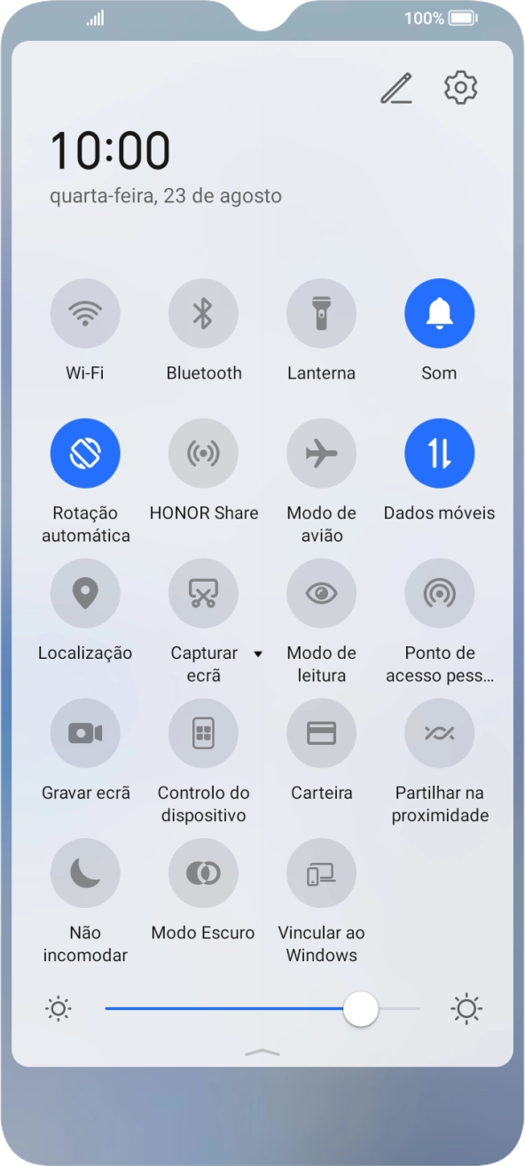 Prima o ícone de dados móveis para ativar ou desativar a função.