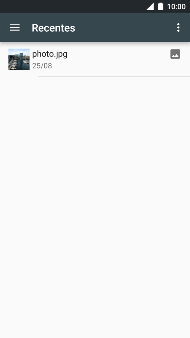 Deslize o dedo sobre o ecrã da esquerda para a direita.
