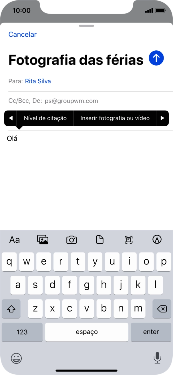 Prima Inserir fotografia ou vídeo e siga as indicações no ecrã para anexar uma imagem ou um clipe de vídeo.