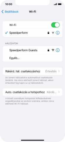 Húzd az ujjad felfelé a kijelző aljáról, hogy visszatérj a kezdőképernyőhöz.