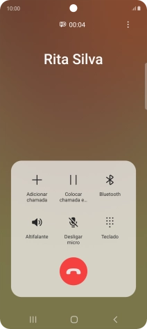 Prima o ícone para terminar a chamada.