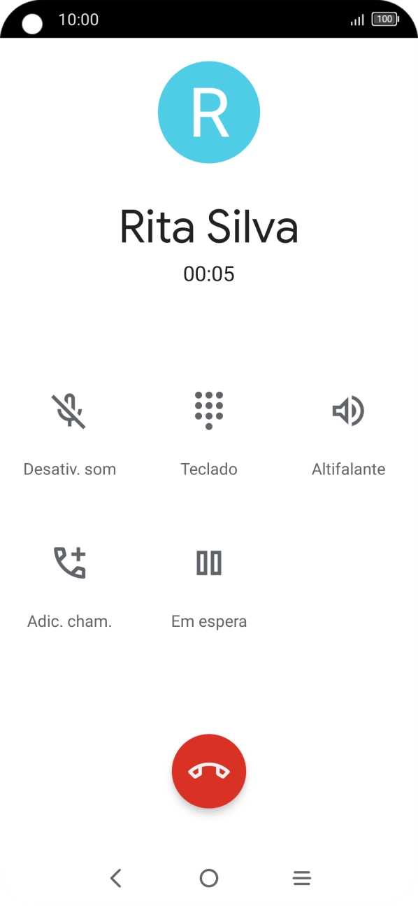 Prima o ícone para terminar a chamada.