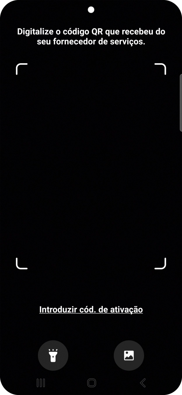 Para scanear o código QR enviado, enquadre-o na moldura da câmara do telefone.